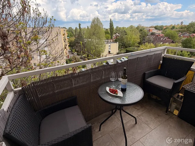 Eladó lakás Budapest III. kerület, Kaszásdűlő 28 nm