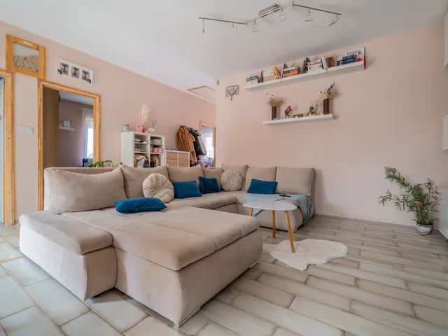 Eladó ház Szigethalom, Vasúton túli rész 74 nm