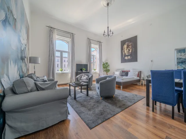 Eladó lakás Budapest VIII. kerület, Palotanegyed, Mikszáth Kálmán tér, 4 48 nm
