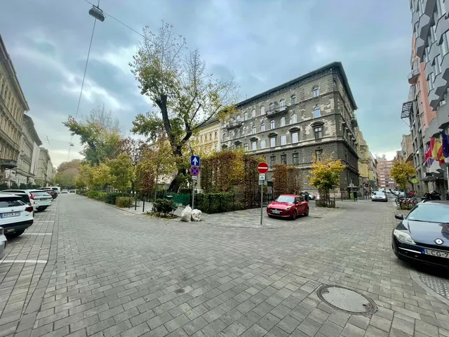Eladó lakás Budapest VI. kerület, Nagykörúton belüli terület 49 nm