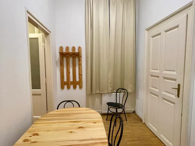 Eladó lakás Budapest VI. kerület, Nagykörúton belüli terület, Jókai utca  49 nm