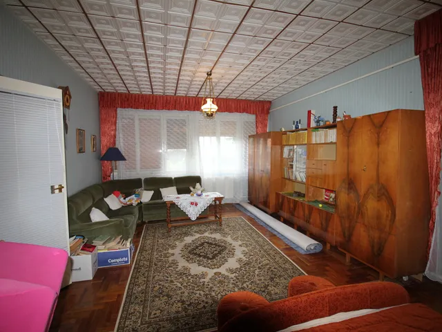 Eladó ház Egyek 78 nm