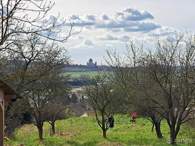 Eladó üdülő és hétvégi ház Esztergom, Esztergom-Kertváros 28 nm