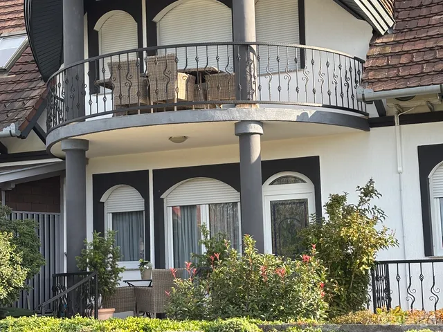 Eladó ház Balatonlelle, Mátyás király utca 7.A 168 nm