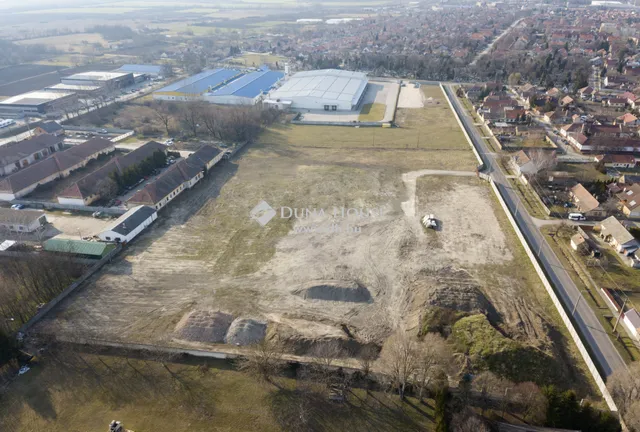 Eladó telek Kecskemét 27000 nm