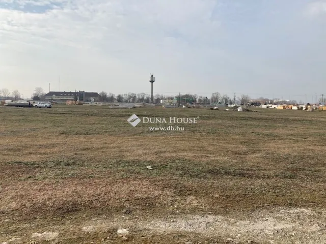 Eladó kereskedelmi és ipari ingatlan Algyő 40434 nm