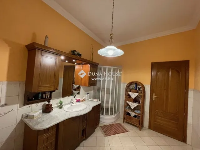 Eladó ház Kecskemét 205 nm