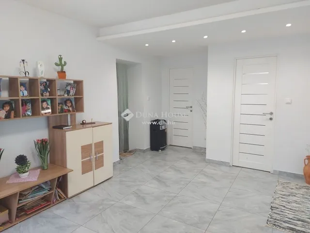 Eladó ház Izsák 65 nm