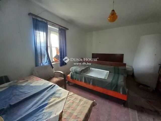 Eladó ház Tiszakécske 73 nm