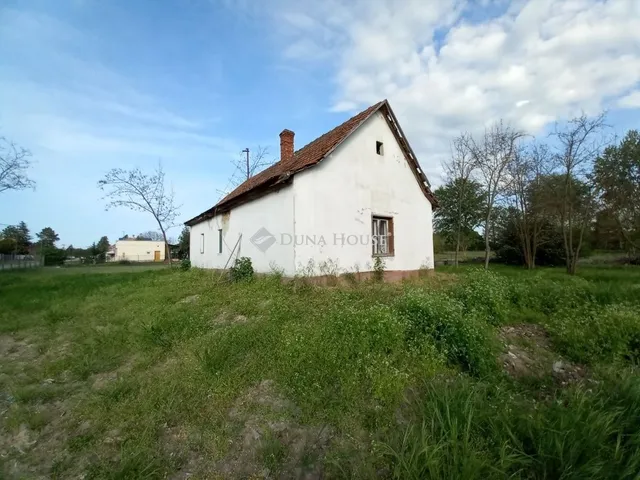 Eladó ház Tiszakécske 73 nm