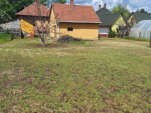 Eladó ház Ballószög, Rákóczi út 80 nm