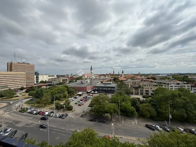Eladó lakás Kecskemét, Belváros 84 nm