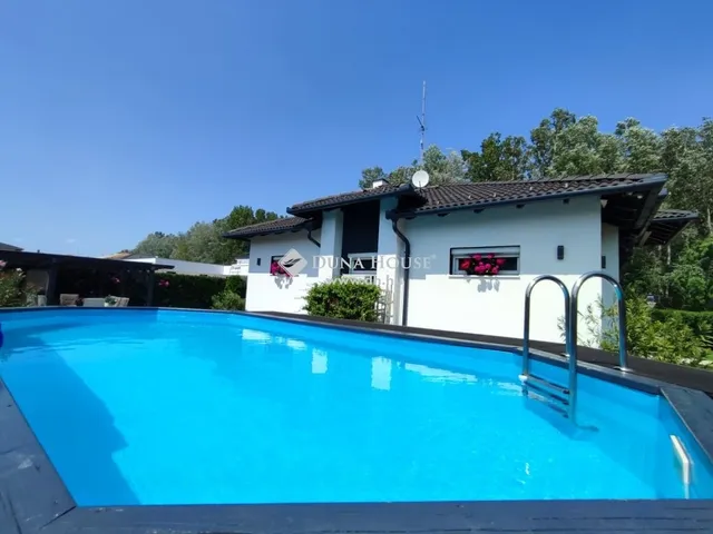 Eladó ház Kecskemét 190 nm