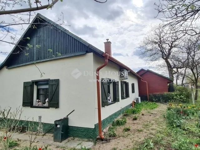Eladó ház Lakitelek 104 nm