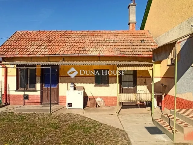 Eladó mezőgazdasági ingatlan Tiszakécske 71 nm