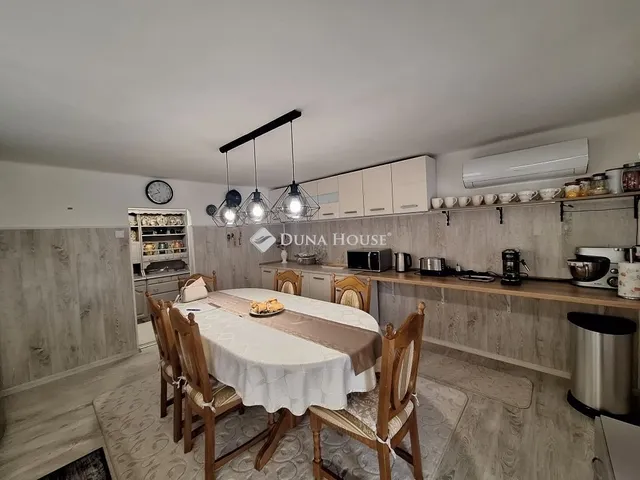 Eladó mezőgazdasági ingatlan Kerekegyháza 158 nm