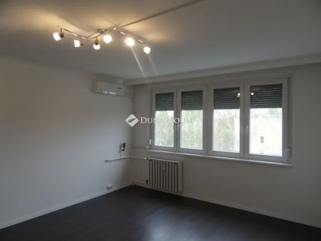 Eladó lakás Kecskemét, Belváros 34 nm