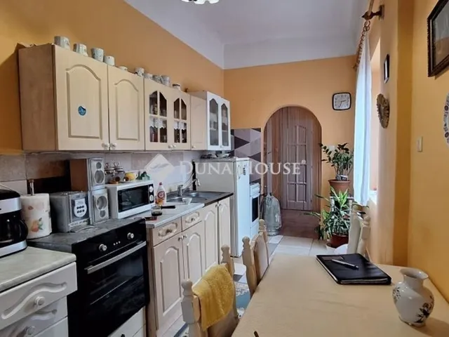 Eladó ház Nagykőrös 180 nm