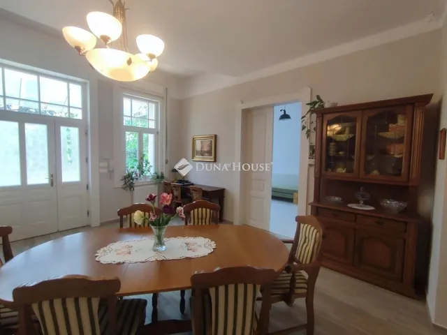 Eladó ház Kecskemét 190 nm