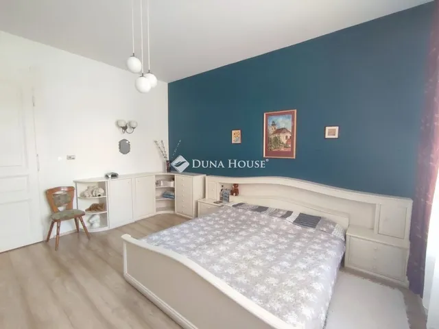 Eladó ház Kecskemét 190 nm