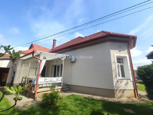 Eladó ház Kecskemét 190 nm