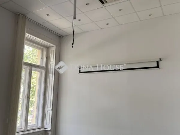 Kiadó kereskedelmi és ipari ingatlan Szeged 550 nm