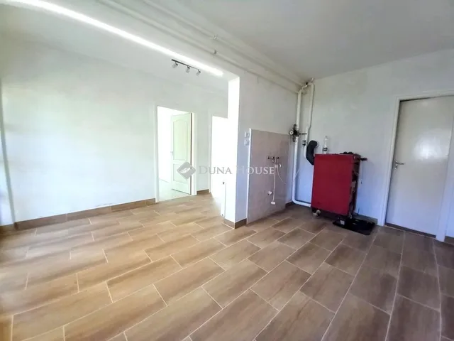 Eladó ház Öcsöd 50 nm