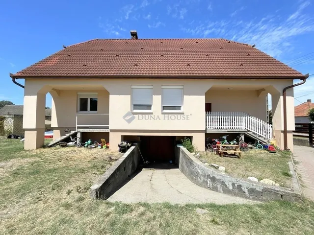 Eladó ház Kunadacs 100 nm