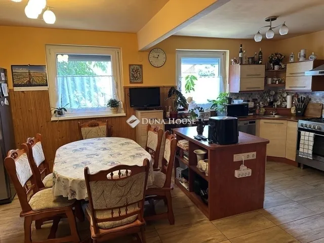 Eladó ház Kecskemét 120 nm