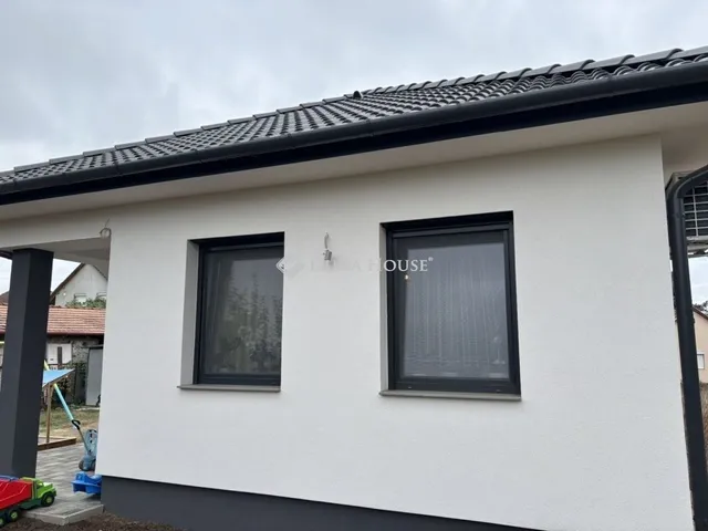 Eladó ház Cegléd 106 nm