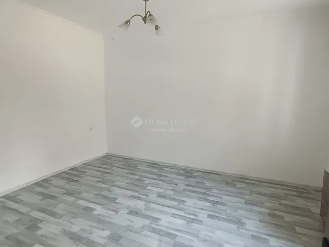 Eladó ház Kecskemét, Belváros, Munkácsi utca 43 nm