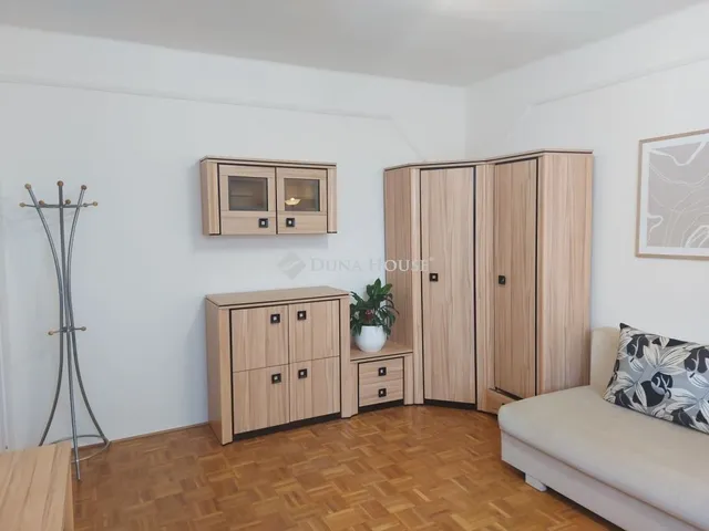 Kiadó lakás Kecskemét 28 nm