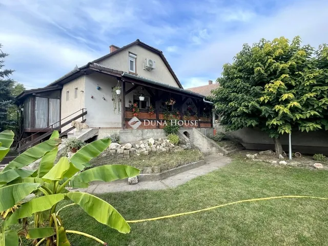 Eladó ház Izsák 136 nm