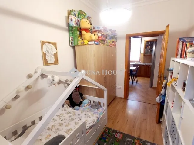 Eladó lakás Kecskemét 218 nm