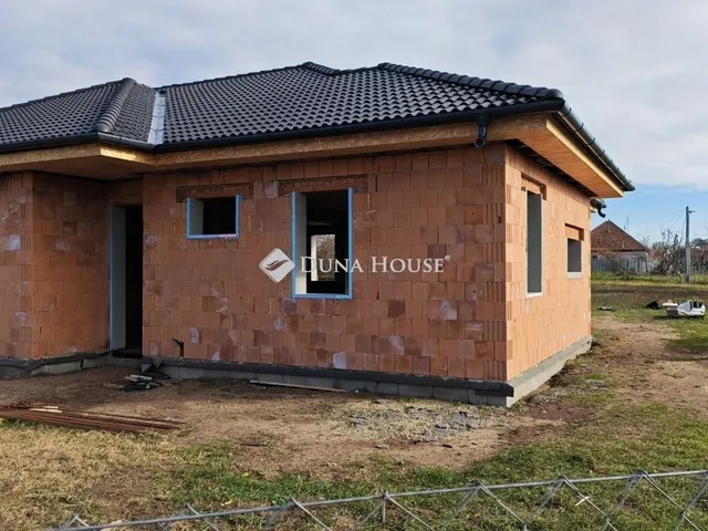 Eladó ház Kecskemét, Alsószéktó 99 nm