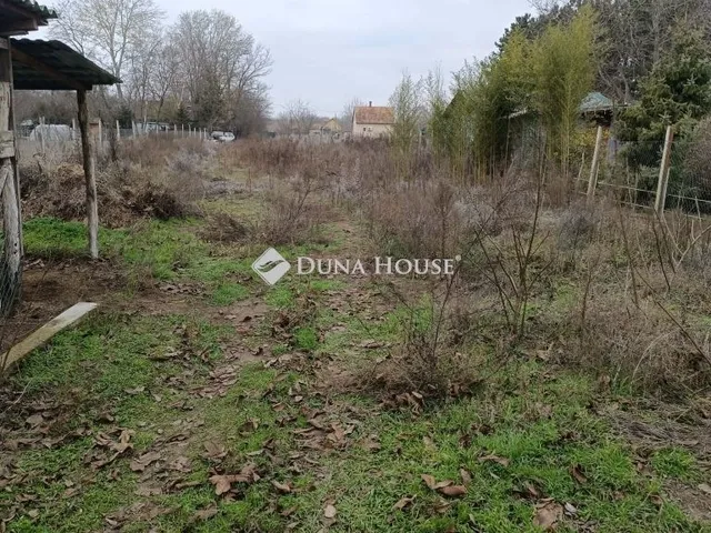 Eladó telek Kecskemét 4328 nm