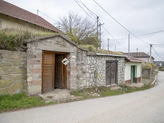 Eladó mezőgazdasági ingatlan Tibolddaróc 2010 nm