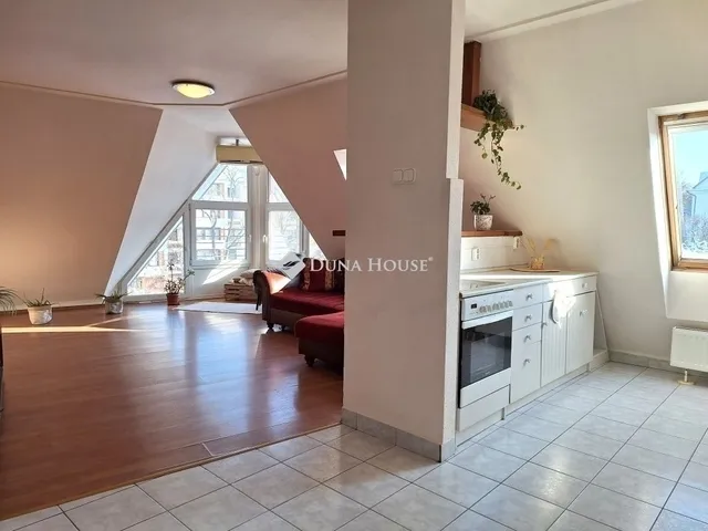 Eladó lakás Kecskemét, Belváros 68 nm