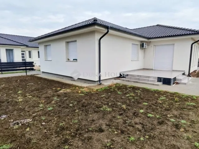 Eladó ház Ballószög 119 nm