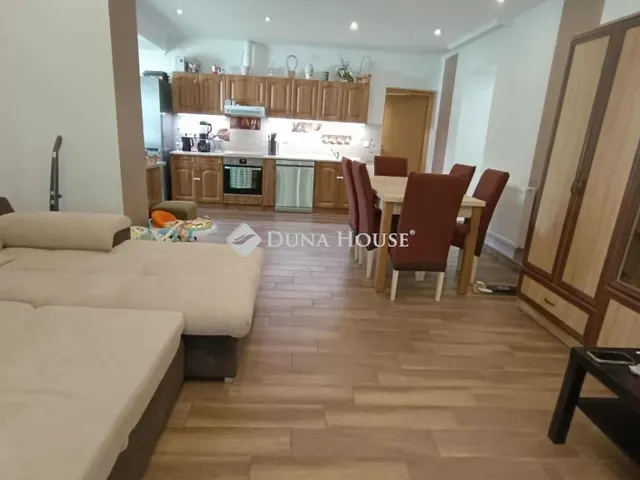 Eladó ház Lajosmizse 120 nm