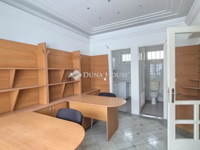 Kiadó ház Kecskemét 190 nm