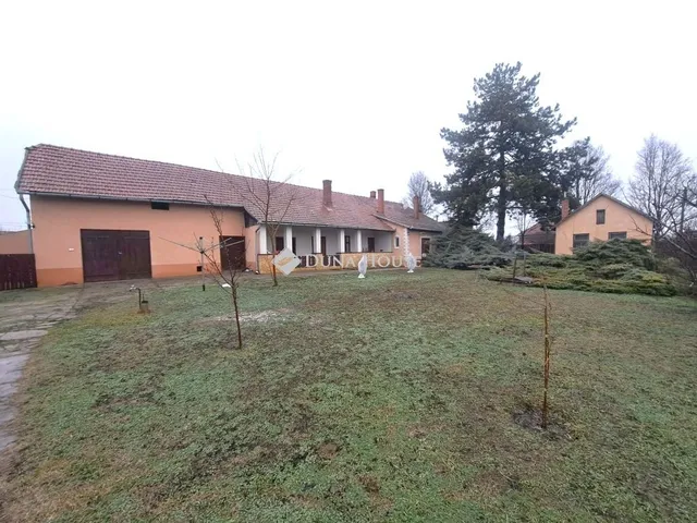 Eladó ház Tiszakécske 116 nm