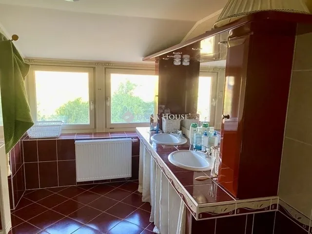 Eladó ház Kecskemét 207 nm