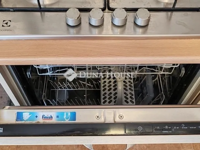 Eladó lakás Kecskemét 77 nm