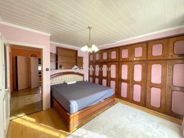 Eladó ház Nagykőrös 200 nm