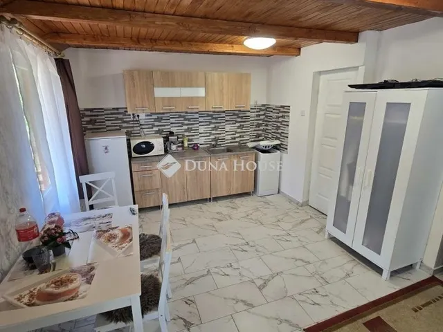 Eladó üdülő és hétvégi ház Cserkeszőlő 30 nm