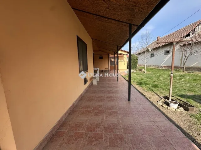 Eladó ház Csépa 156 nm