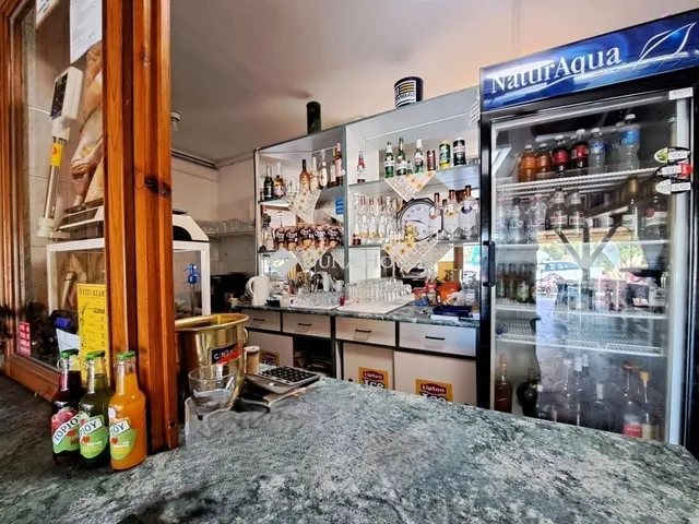 Eladó kereskedelmi és ipari ingatlan Lakitelek 80 nm