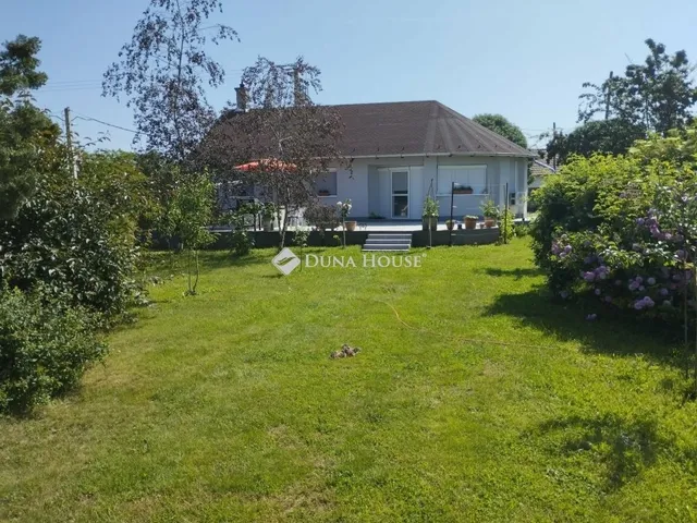 Eladó ház Tiszasas 80 nm
