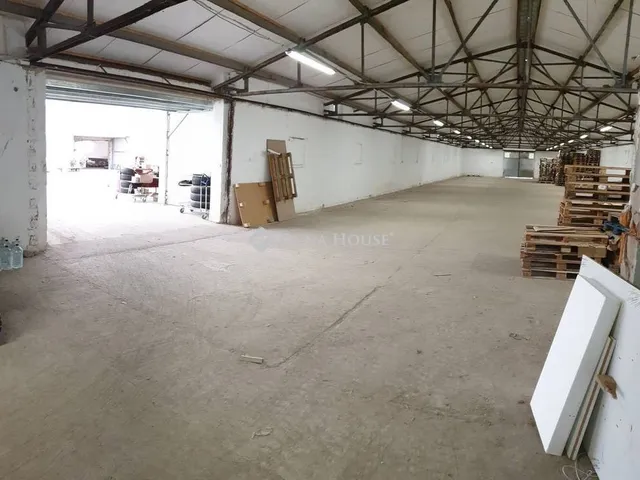 Kiadó kereskedelmi és ipari ingatlan Bugyi 94742 nm